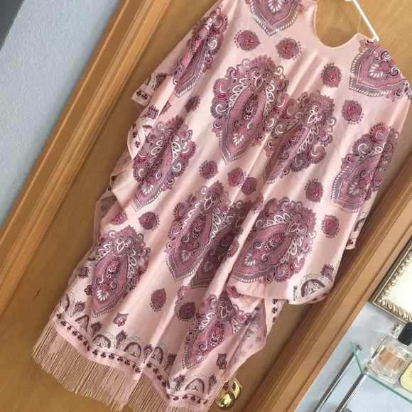 Paisley Kimono style cover up - Picture 2 of 6